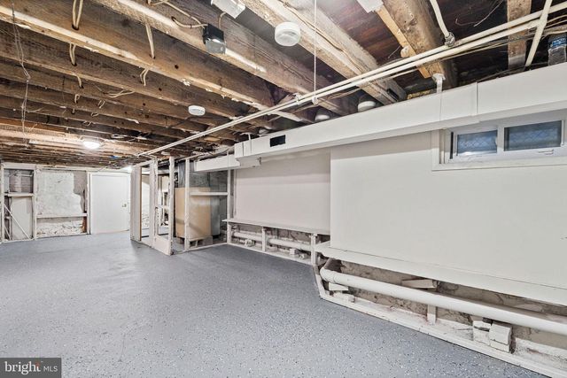 705 N 7TH ST, Camden, NJ 08102