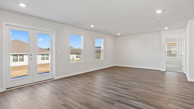 2067 Wiregrass Street, Navarre, FL 32566