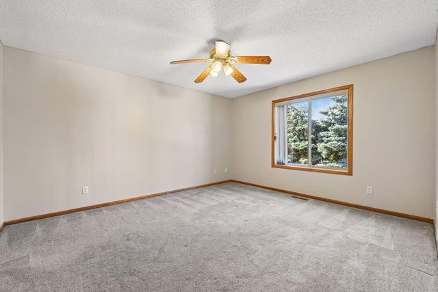 1414 Courtland W, Waconia, MN 55387