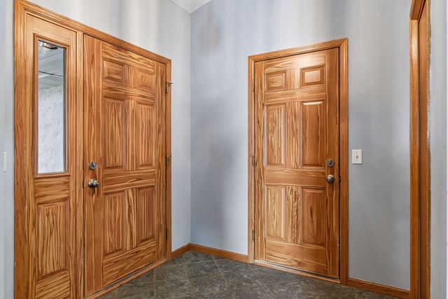 1414 Courtland W, Waconia, MN 55387