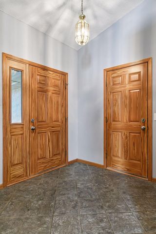 1414 Courtland W, Waconia, MN 55387