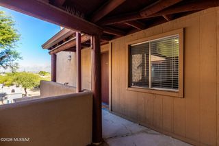 1810 E Blacklidge Dr Apt 123, Tucson, AZ 85719
