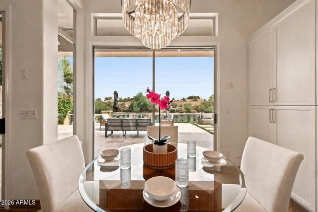 10180 E COCHISE Drive, Scottsdale, AZ 85258