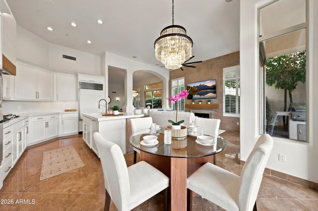 10180 E COCHISE Drive, Scottsdale, AZ 85258