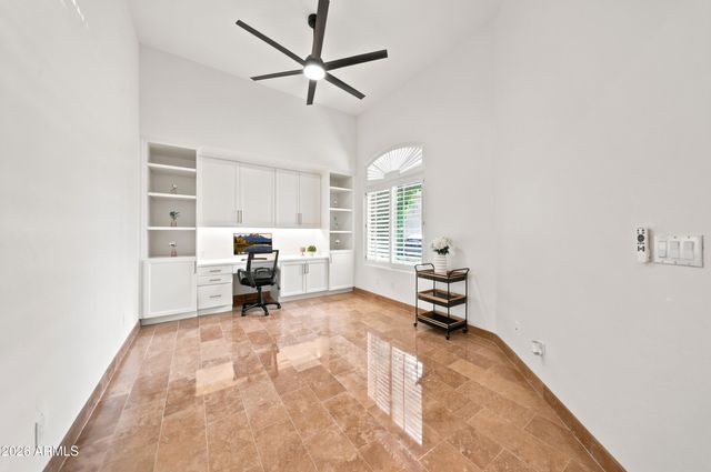10180 E COCHISE Drive, Scottsdale, AZ 85258