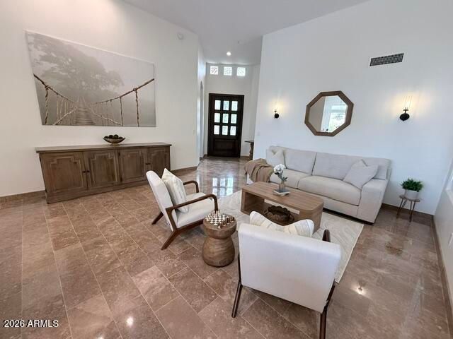 10180 E COCHISE Drive, Scottsdale, AZ 85258