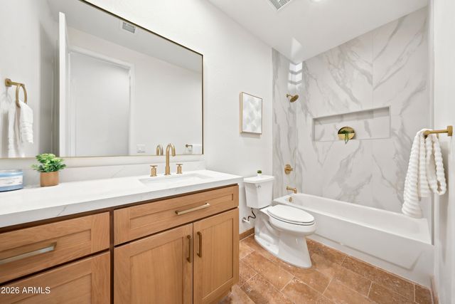 10180 E COCHISE Drive, Scottsdale, AZ 85258