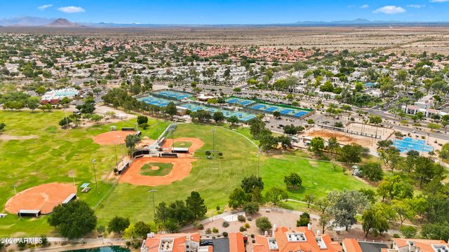 10180 E COCHISE Drive, Scottsdale, AZ 85258