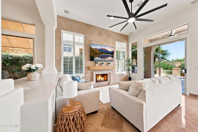 10180 E COCHISE Drive, Scottsdale, AZ 85258