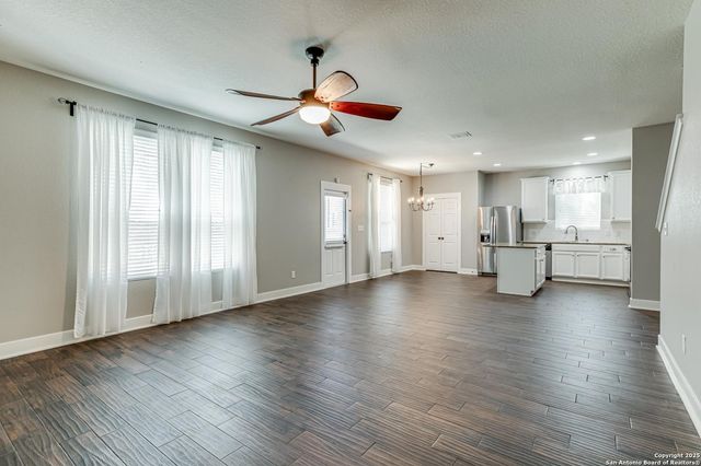 27330 Lasso, San Antonio, TX 78260