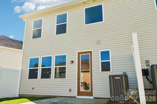 15618 Little Bluestem Street, Charlotte, NC 28278