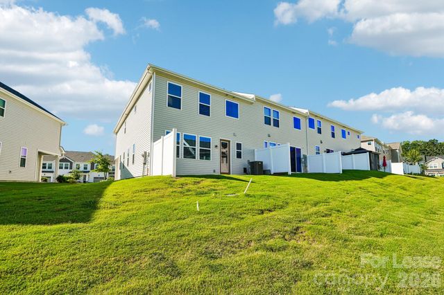 15618 Little Bluestem Street, Charlotte, NC 28278
