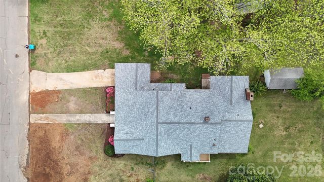 307 W Washington Avenue, Bessemer City, NC 28016