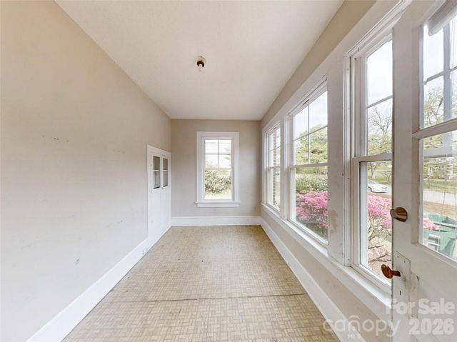 307 W Washington Avenue, Bessemer City, NC 28016