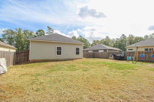 166 S Village Cove Loop, Livingston, TX 77351