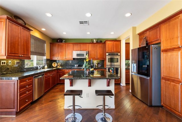 4 Via Del Fico Court, Lake Elsinore, CA 92532