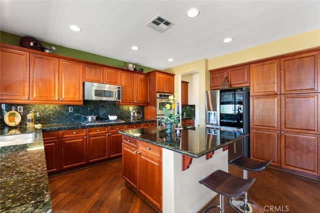 4 Via Del Fico Court, Lake Elsinore, CA 92532