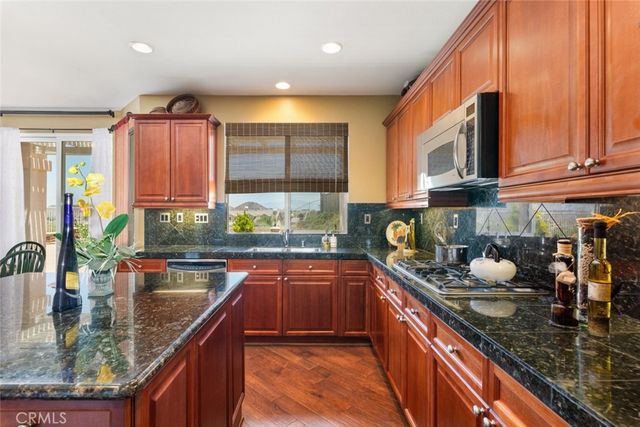 4 Via Del Fico Court, Lake Elsinore, CA 92532