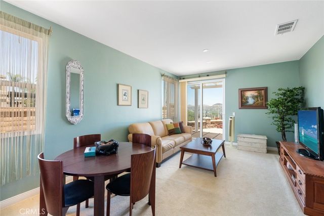 4 Via Del Fico Court, Lake Elsinore, CA 92532