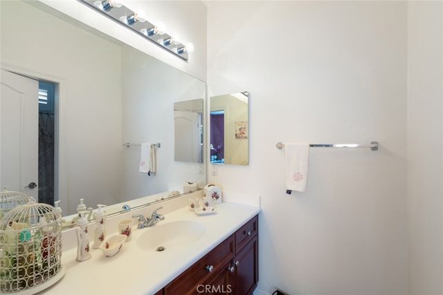 4 Via Del Fico Court, Lake Elsinore, CA 92532