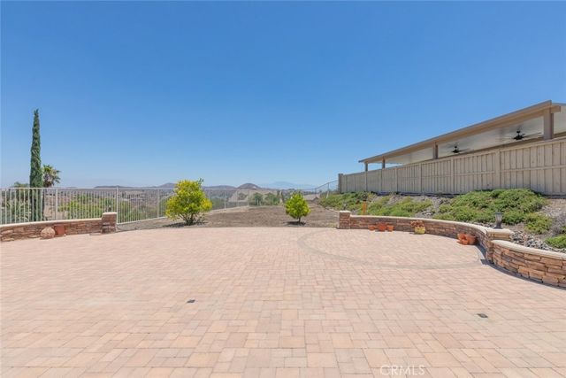 4 Via Del Fico Court, Lake Elsinore, CA 92532