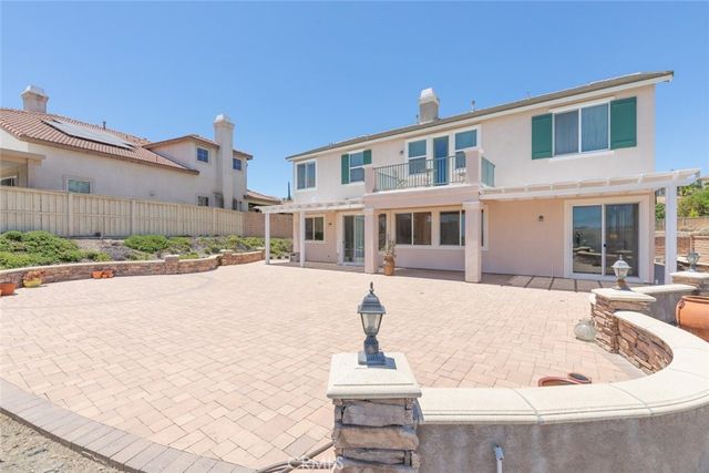 4 Via Del Fico Court, Lake Elsinore, CA 92532
