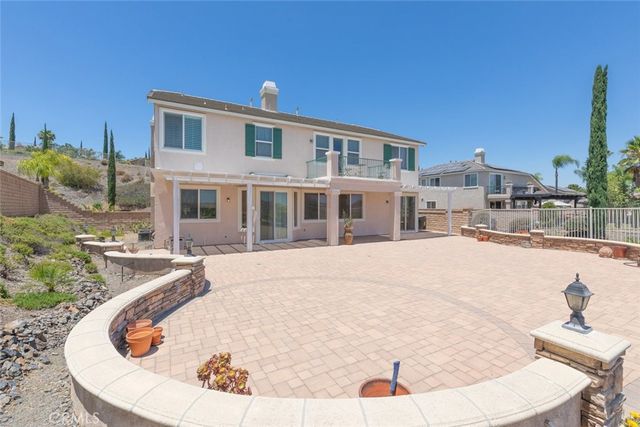 4 Via Del Fico Court, Lake Elsinore, CA 92532