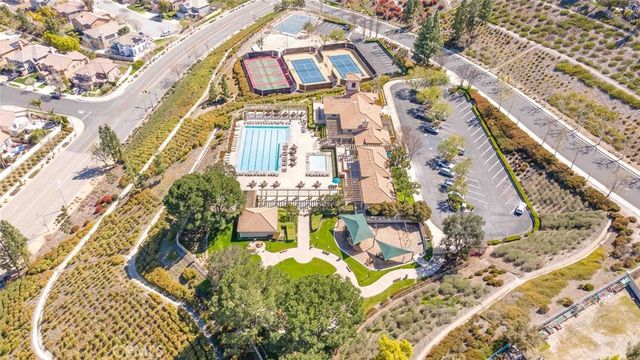 4 Via Del Fico Court, Lake Elsinore, CA 92532