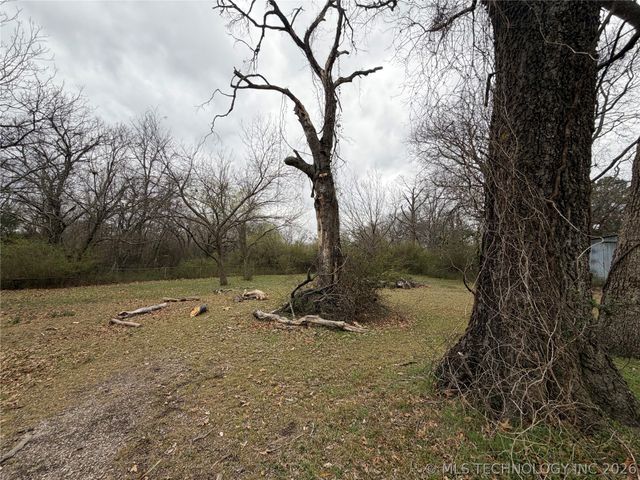 32642 E 713 Road, Wagoner, OK 74467