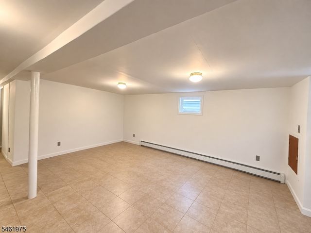 53 Garrison St, Newark City, NJ 07105