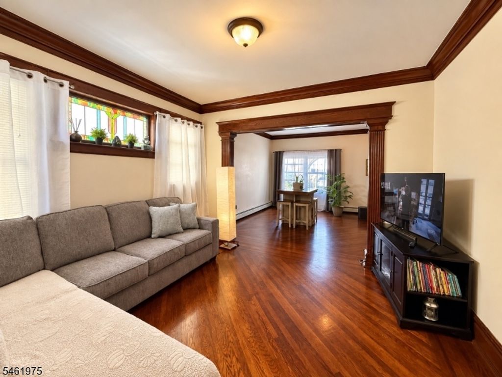 Image 17 of property listing at 53 Garrison St, Newark City, NJ 07105