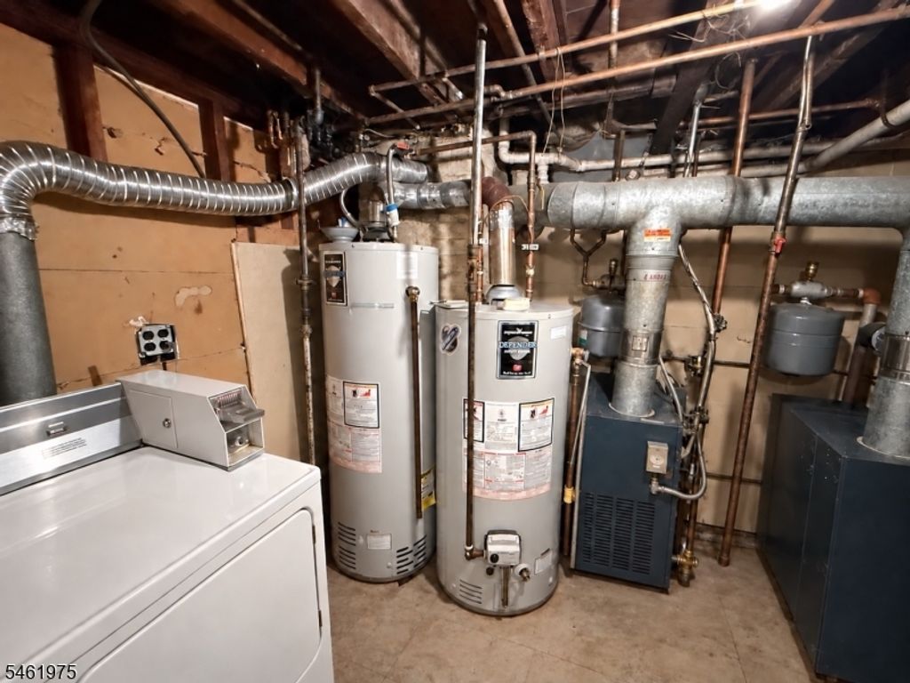 Image 32 of property listing at 53 Garrison St, Newark City, NJ 07105
