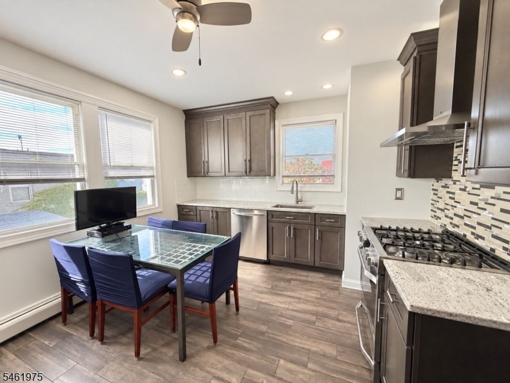Image 9 of property listing at 53 Garrison St, Newark City, NJ 07105