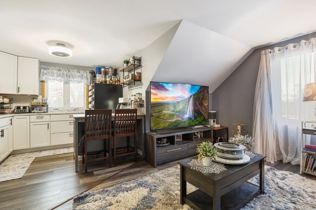 11S450 Carpenter Street, Lemont, IL 60439