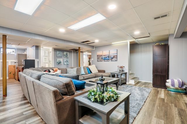 11S450 Carpenter Street, Lemont, IL 60439