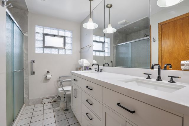 11S450 Carpenter Street, Lemont, IL 60439