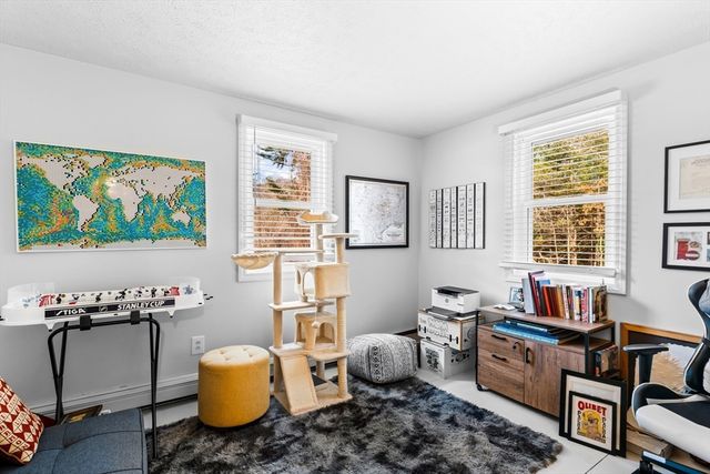 233 Pinecrest Beach Dr, Falmouth, MA 02536