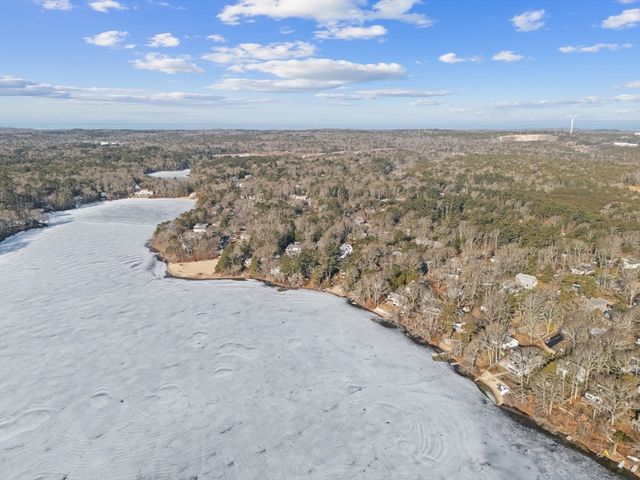 233 Pinecrest Beach Dr, Falmouth, MA 02536