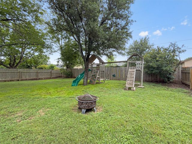 1209 York Castle DR, Pflugerville, TX 78660