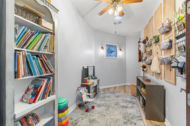 1209 York Castle DR, Pflugerville, TX 78660
