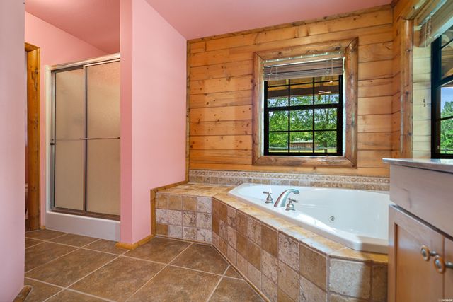 1646 Brady Mountain Road, Royal, AR 71968