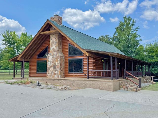 1646 Brady Mountain Road, Royal, AR 71968