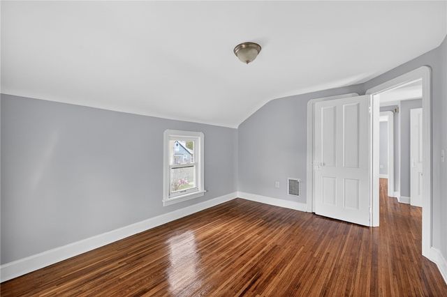 89 Mount Vernon Ave, Rochester, NY 14620