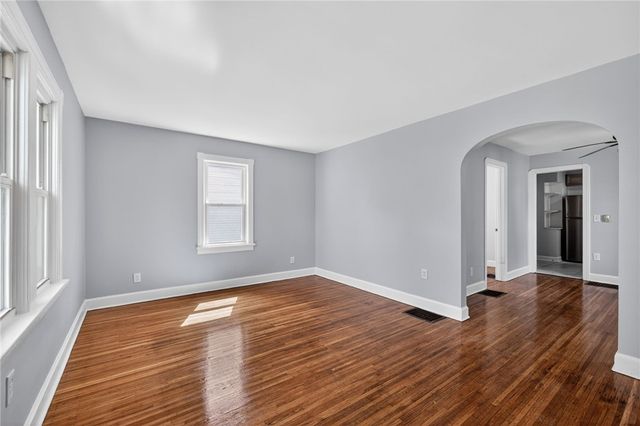 89 Mount Vernon Ave, Rochester, NY 14620