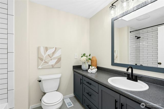 7208 Marwood Place, Woodinville, WA 98072
