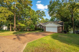 215 Osprey Drive, Hot Springs, AR 71913