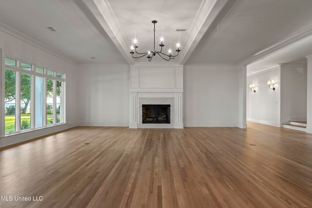 3007 Beach Boulevard, Pascagoula, MS 39567