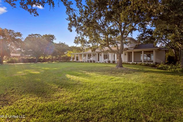 3007 Beach Boulevard, Pascagoula, MS 39567