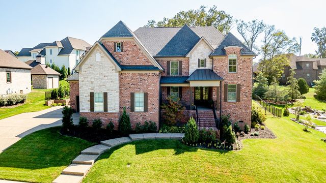 156 Hamilton Springs Blvd, Lebanon, TN 37087