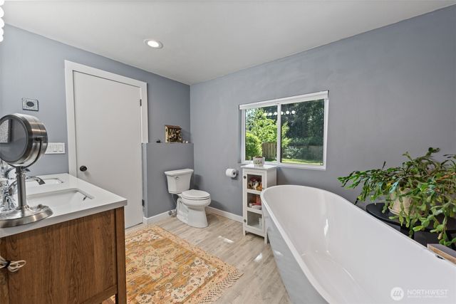 21608 97th Drive SE, Snohomish, WA 98296